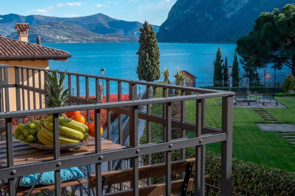 Happy Guest Apartments - Feel The Lake Riva di Solto Bagian luar foto
